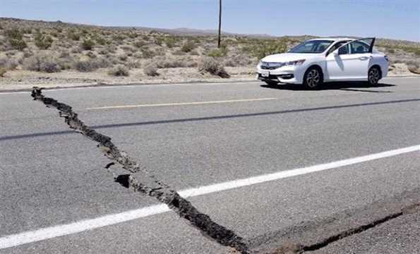 Mỹ: Nam California tiếp tục hứng chịu động đất mạnh Mỹ: Nam California tiếp tục hứng chịu động đất mạnh
