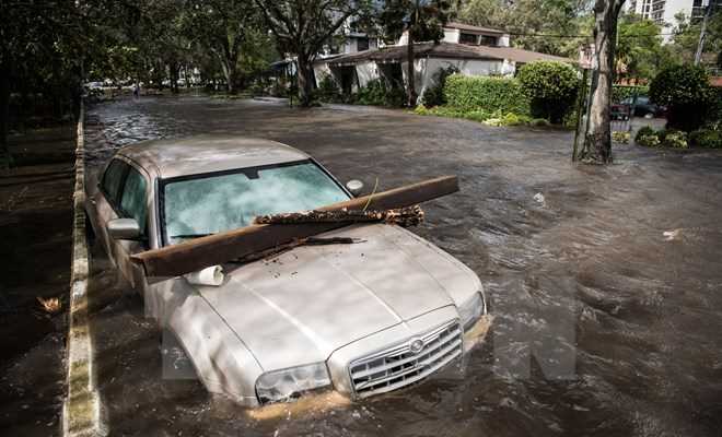 Bão Irma khiến 200 người trên đảo St. Martin có thể mất tích Bão Irma khiến 200 người trên đảo St. Martin có thể mất tích