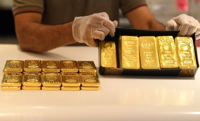 Giá vàng thế giới tăng hơn 2% trong tuần qua, đồng USD vững giá
