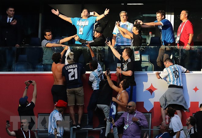 ttxvn2706maradona27062018080406.jpeg