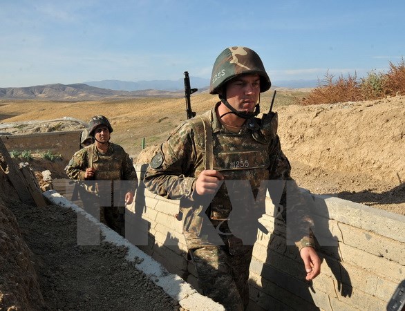 Armenia và Azerbaijan tiếp tục giao tranh dù Nga, Mỹ lên án