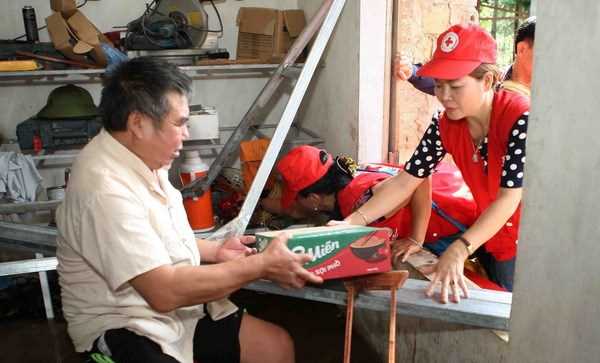 Gần 21.500 tin nhắn gửi tới chương trình “Vì đồng bào vùng lũ”
