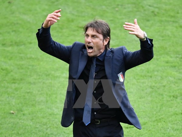 Chelsea thắng trận thứ 11 liên tiếp: Đầu xe lửa Conte Chelsea thắng trận thứ 11 liên tiếp: Đầu xe lửa Conte