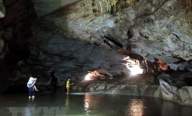 Đầu Xuân, du ngoạn khám phá vẻ đẹp hoang sơ động Nàng Tiên