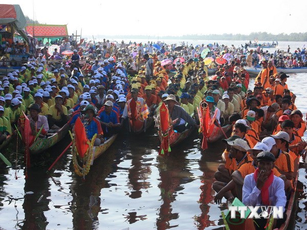 Đón chào Ngày hội văn hóa, thể thao và du lịch dân tộc Khmer Đón chào Ngày hội văn hóa, thể thao và du lịch dân tộc Khmer