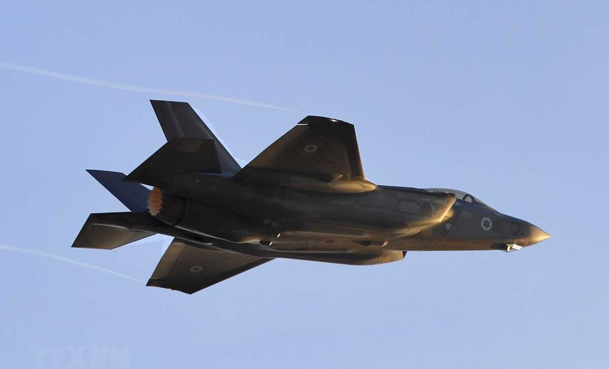 Tổng thống Ba Lan đang đàm phán mua chiến đấu cơ F-35 của Mỹ Tổng thống Ba Lan đang đàm phán mua chiến đấu cơ F-35 của Mỹ