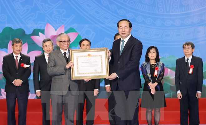 Hoãn lễ trao tặng giải thưởng Hồ Chí Minh để xét tặng bổ sung Hoãn lễ trao tặng giải thưởng Hồ Chí Minh để xét tặng bổ sung