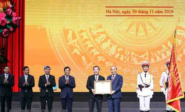 Bộ Khoa học và Công nghệ đón nhận Huân chương Lao động hạng Nhất