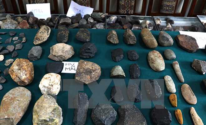 Khai quật khảo cổ học di chỉ tiền sử hang Pắc Tà ở Hà Giang Khai quật khảo cổ học di chỉ tiền sử hang Pắc Tà ở Hà Giang
