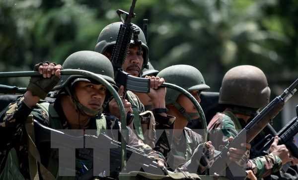Philippines xác nhận phiến quân kiểm soát 20% thành phố Marawi