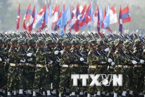 Tướng Myanmar coi Trung Quốc là "nước láng giềng tin cậy" Tướng Myanmar coi Trung Quốc là "nước láng giềng tin cậy"