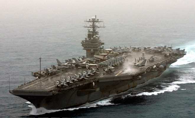 Tàu sân bay Mỹ USS Theodore Roosevelt diễn tập ở Biển Đông