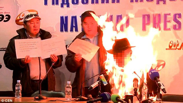 tu-thieu-1447727518.jpg