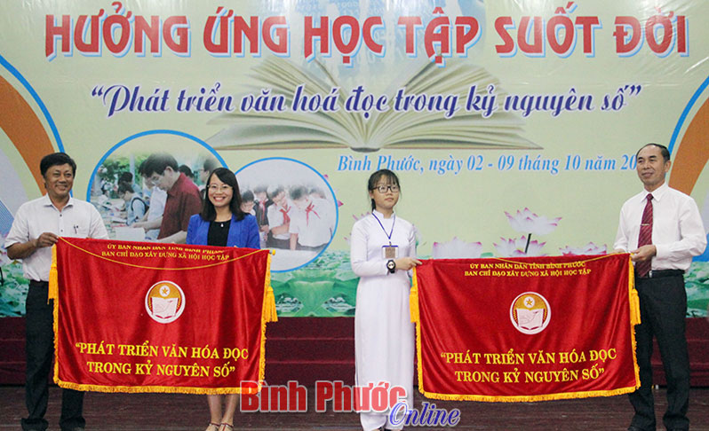Khai mạc Tuần lễ hưởng ứng học tập suốt đời Khai mạc Tuần lễ hưởng ứng học tập suốt đời
