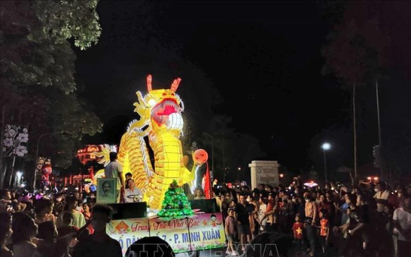 Tưng bừng Lễ hội Thành Tuyên