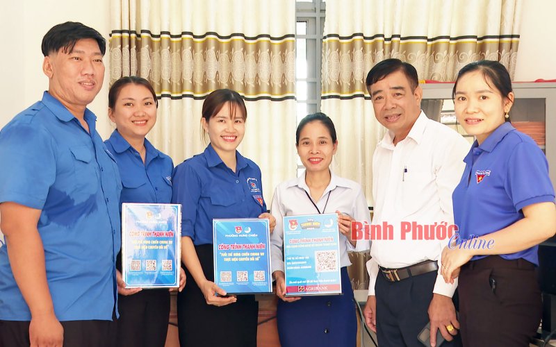 Tuổi trẻ xung kích chuyển đổi số