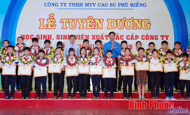 tuyenduonghocsinh.jpg