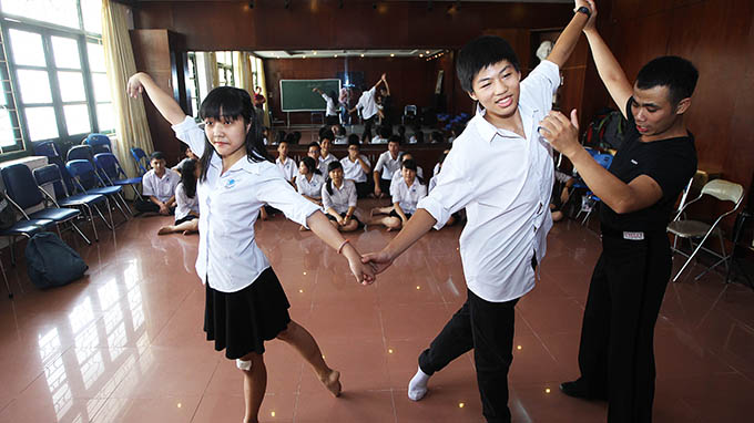 Trở thành sinh viên khi đang học phổ thông Trở thành sinh viên khi đang học phổ thông
