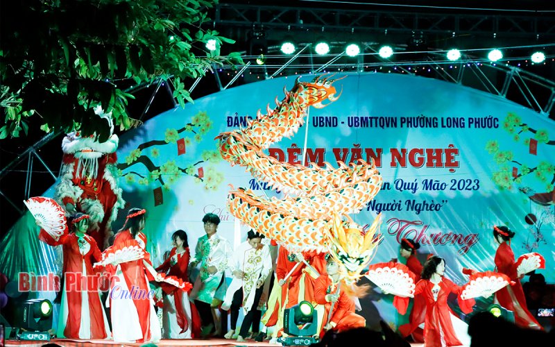 TX. Phước Long: Ấm áp đêm văn nghệ mừng Đảng, mừng xuân