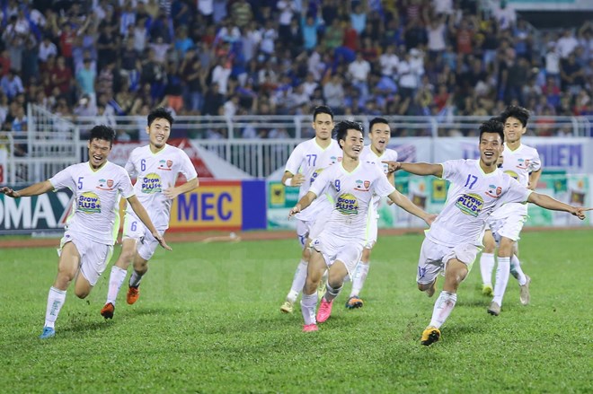 Công Phượng lập cú đúp, đội bóng phố núi hạ U21 Việt Nam