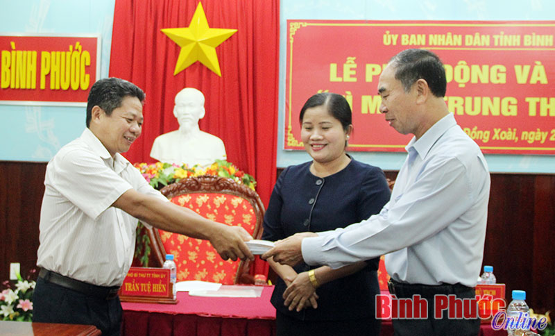 Bình Phước phát động ủng hộ đồng bào miền Trung bị bão lũ
