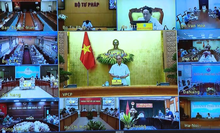 Bản tin Covid-19 ngày 12-8: Người dân bình tĩnh hơn trước đợt dịch Covid-19 mới Bản tin Covid-19 ngày 12-8: Người dân bình tĩnh hơn trước đợt dịch Covid-19 mới