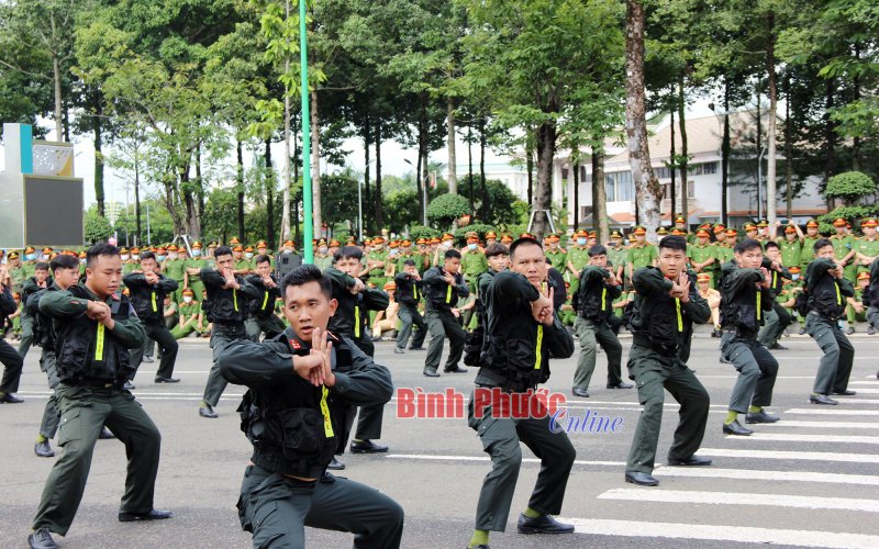 Vạch trần luận điệu xuyên tạc Vạch trần luận điệu xuyên tạc