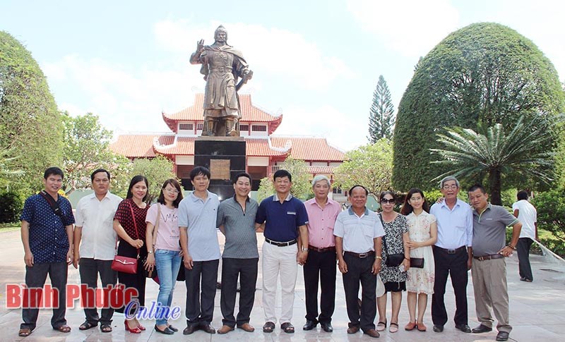 Vài nét về Đền thờ Tây Sơn Tam Kiệt Vài nét về Đền thờ Tây Sơn Tam Kiệt