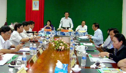 Có khả năng hoàn thành thu ngân sách năm 2013