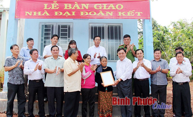 Bình xét đối tượng hỗ trợ xây nhà đại đoàn kết: Vẫn còn những “hạt sạn”