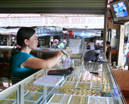 Sốt với giá vàng