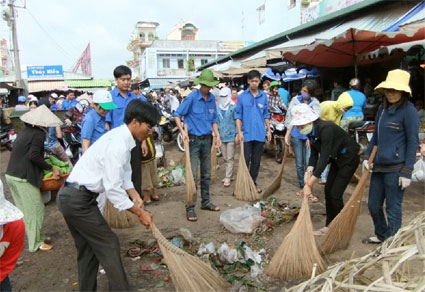 Đêm giao thừa với công nhân dọn vệ sinh đường phố
