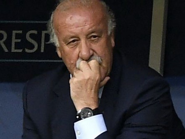 HLV Vicente del Bosque từ chức sau thất bại ở EURO 2016