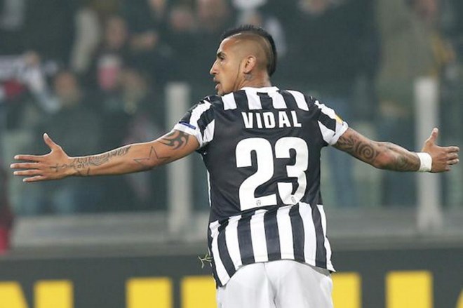 Chuyển nhượng 5-8: M.U "nóng mặt" vì Vidal, Real bán Alonso? Chuyển nhượng 5-8: M.U "nóng mặt" vì Vidal, Real bán Alonso?