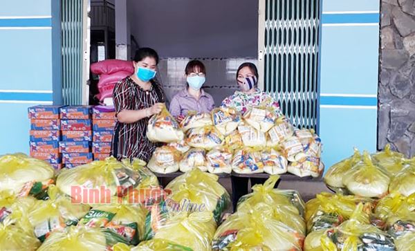 Làm việc thiện cốt ở tấm lòng
