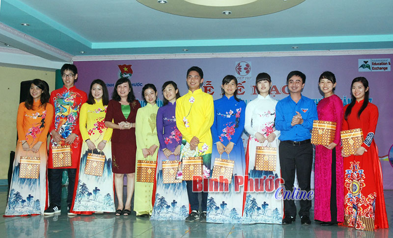 viet-nhat228082017074337.jpg
