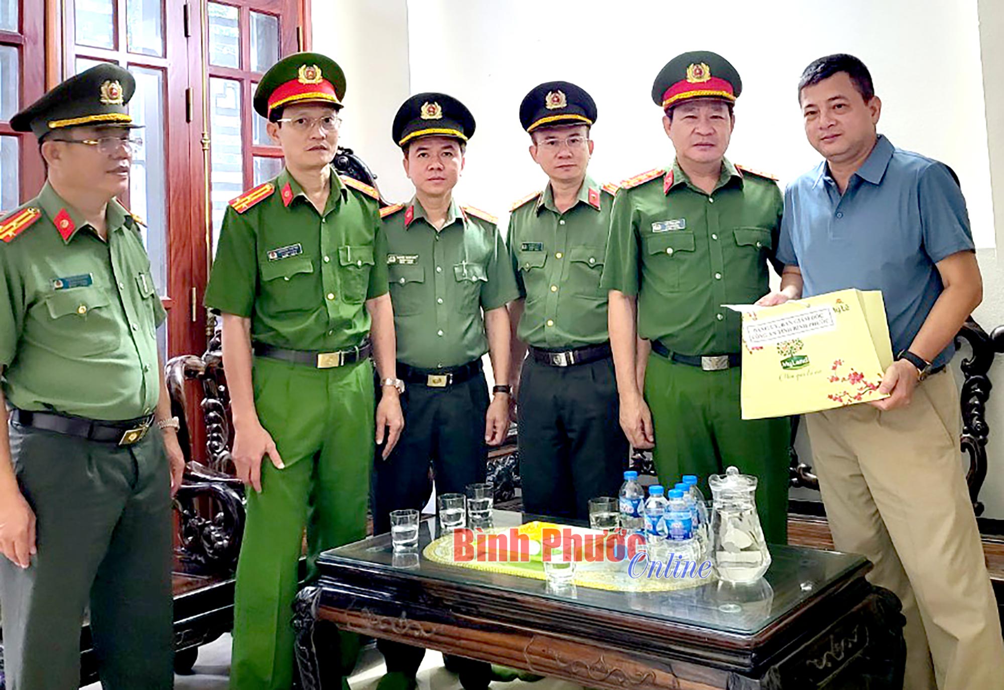 viet_2_15493124102022.jpg