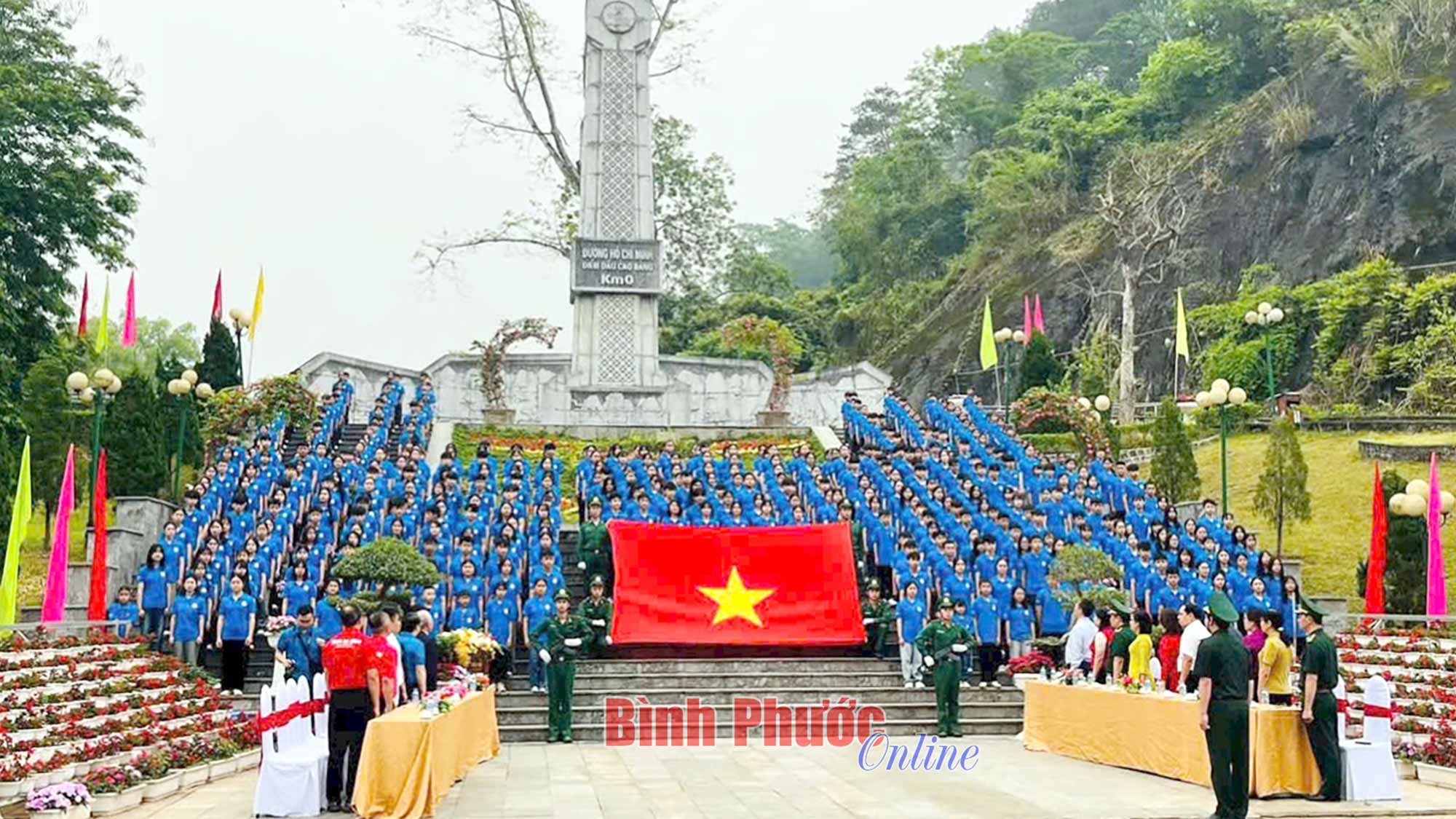 Viết tiếp câu chuyện hòa bình