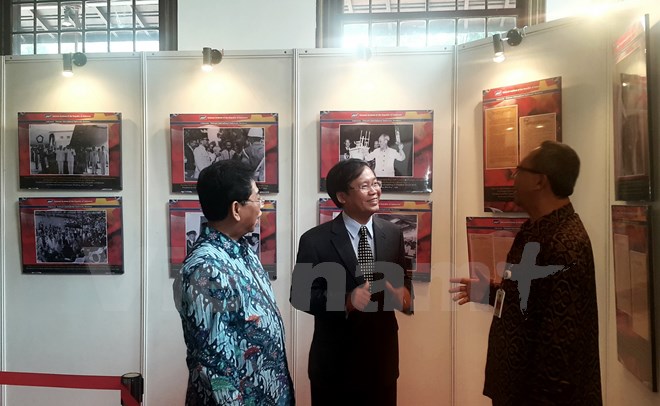 Indonesia trưng bày nhiều tư liệu quý về quan hệ với Việt Nam Indonesia trưng bày nhiều tư liệu quý về quan hệ với Việt Nam