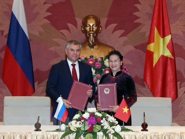 vietnga08122019043411.jpg