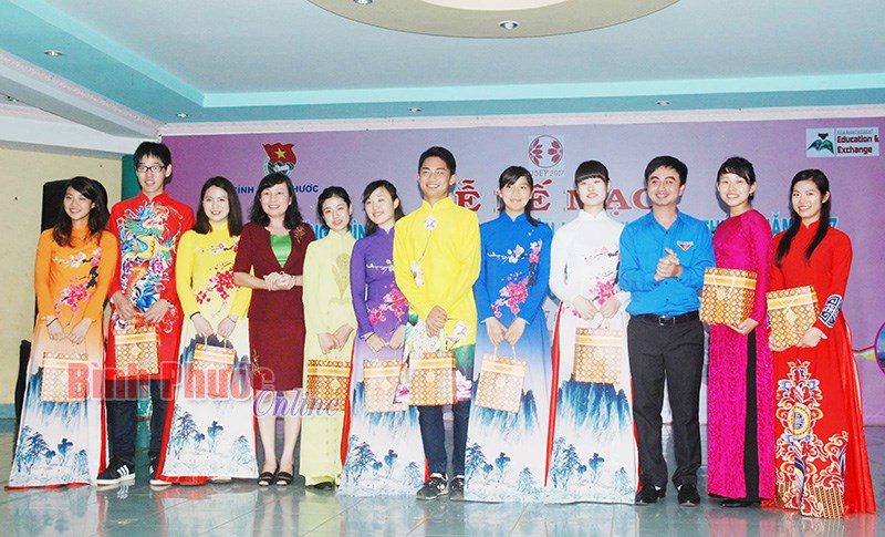Thắm tình hữu nghị thanh niên Việt - Nhật Thắm tình hữu nghị thanh niên Việt - Nhật