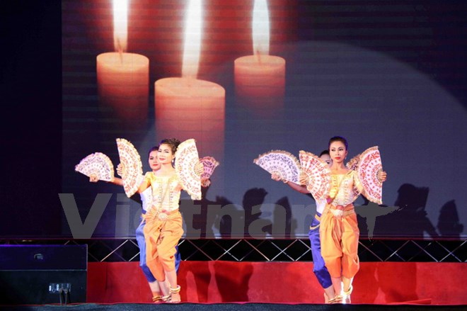 vnpcampuchia09122015101853.jpg