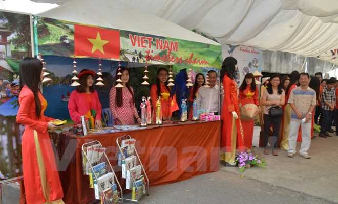 Dấu ấn văn hóa Việt Nam nổi bật trong Lễ hội ASEAN+3 tại Campuchia