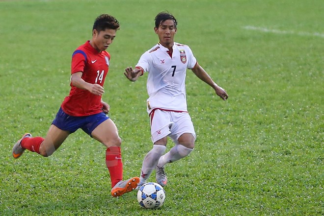 Đè bẹp Singapore, U19 Hàn Quốc thách thức U21 HAGL ở chung kết