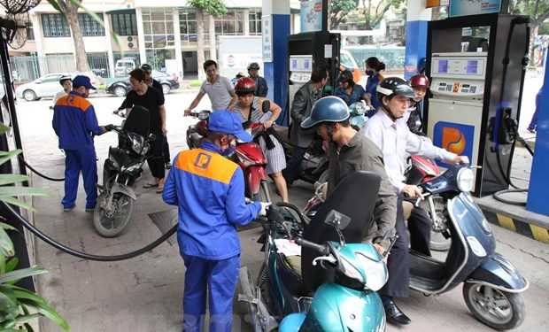 Tiếp tục đi xuống, giá xăng E5 RON92 còn 20.219 đồng mỗi lít Tiếp tục đi xuống, giá xăng E5 RON92 còn 20.219 đồng mỗi lít