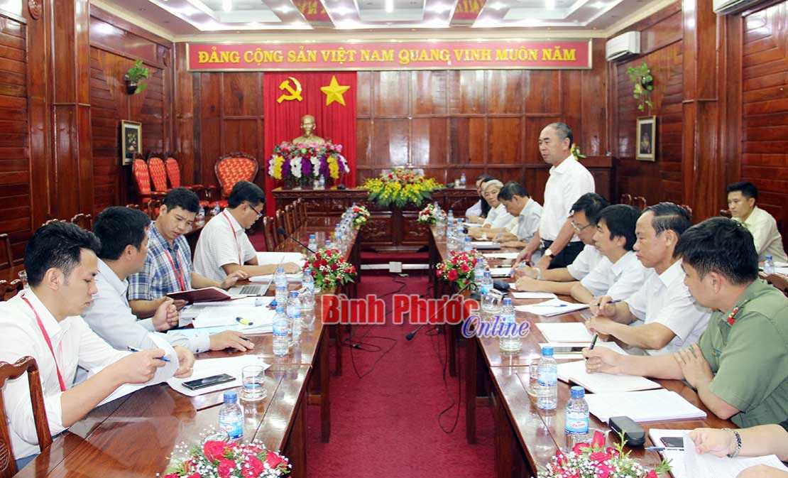 Ban chỉ đạo thi THPT quốc gia làm việc tại Bình Phước