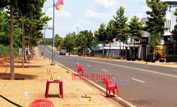 Truy bắt đối tượng dùng dao đâm chết người tại quán cà phê