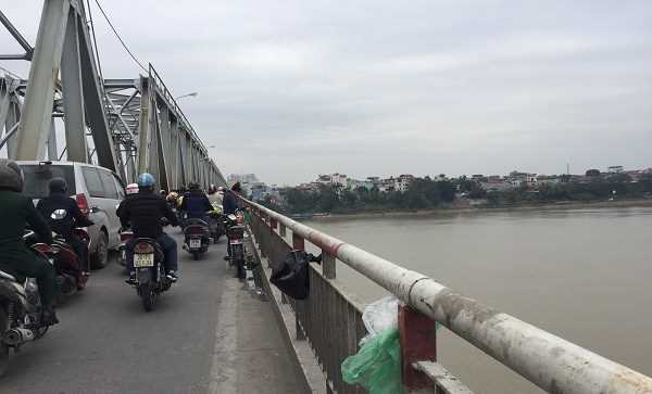 Chưa có thay đổi sau 1 tuần xử phạt hành vi phóng uế bừa bãi