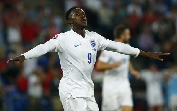 Welbeck lập cú đúp, Anh bắt nạt Thụy Sĩ Welbeck lập cú đúp, Anh bắt nạt Thụy Sĩ