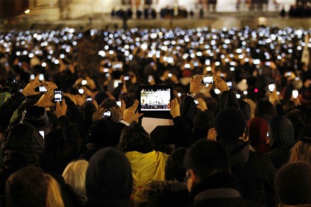 Năm 2020: Wi-Fi phủ khắp nơi, nhà mạng "mệt mỏi" Năm 2020: Wi-Fi phủ khắp nơi, nhà mạng "mệt mỏi"
